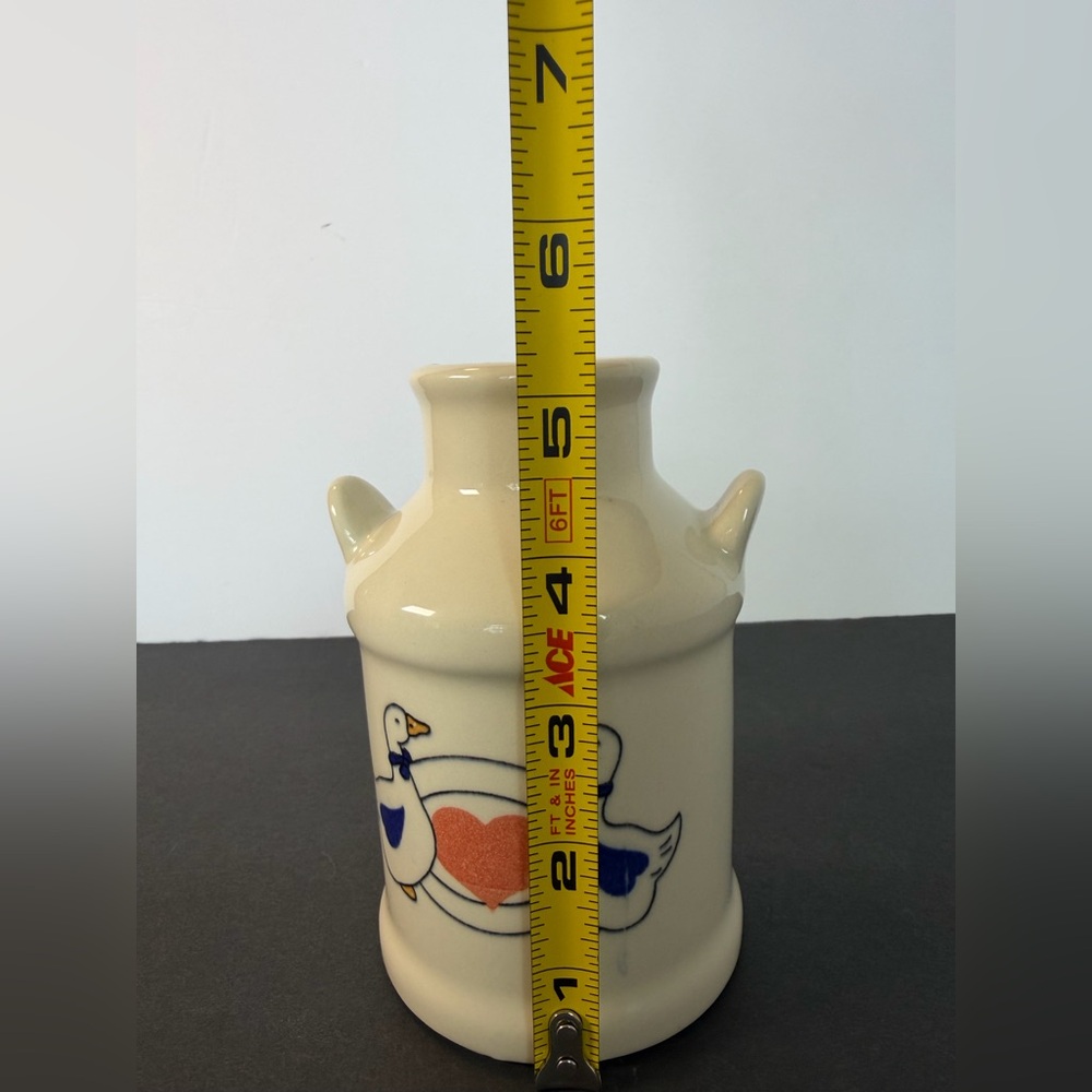 Vintage Ceramic Painted Milk Can Duck + Heart Cottagecore 5.25” - Picture 8 of 9